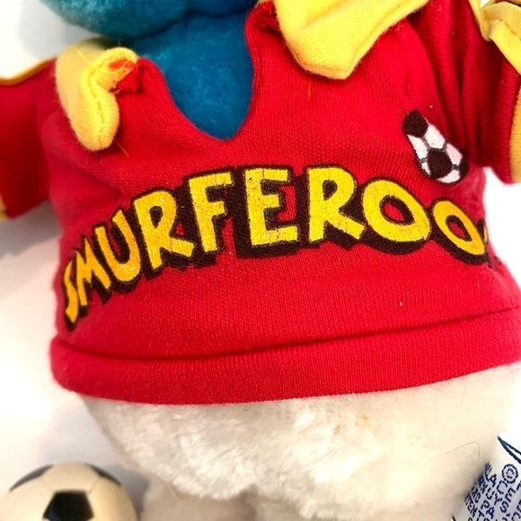 1982 Vintage SMURF Soccer Player Plush Toy SMURFEROOS Peyo Wallace Berrie - Picture 6 of 6